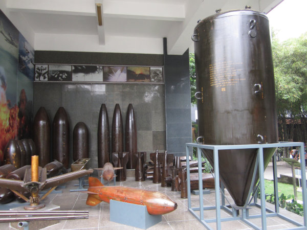 戦争証跡博物館に展示されている爆弾