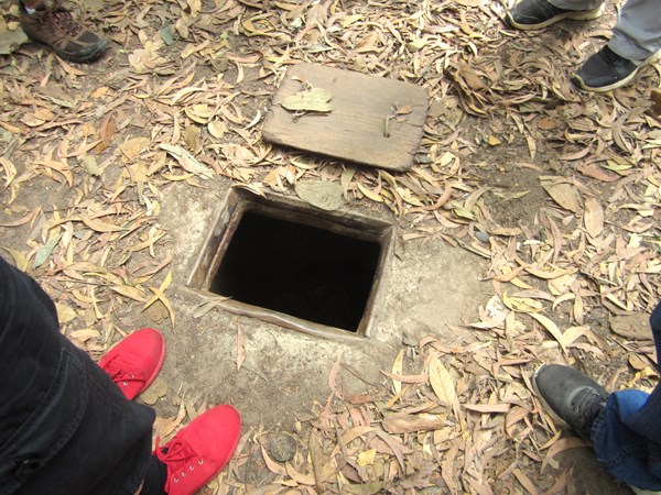 クチトンネルの隠された穴の展示