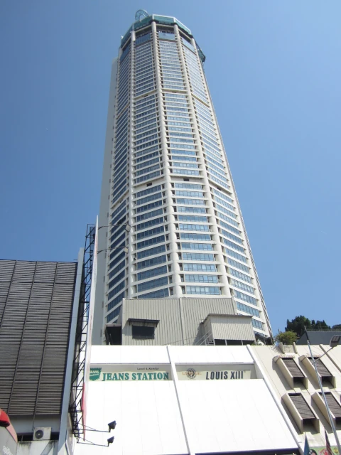 コムタのタワー