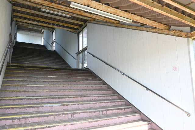 長洲駅の階段