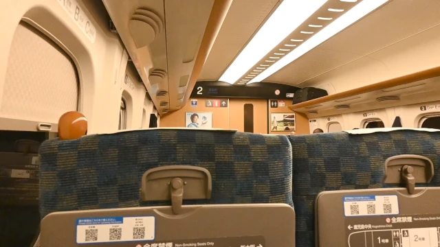 「みずほ」鹿児島中央駅到着前の車内