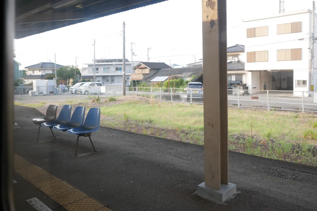 阿波中島駅のホーム