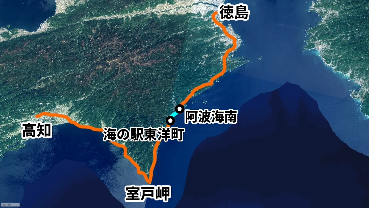 徳島から室戸を経由して高知までの図。阿南~阿波海南は水色