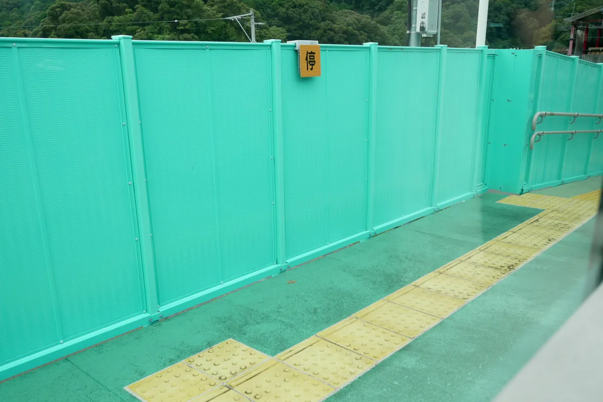 海部駅のDMV用ホーム