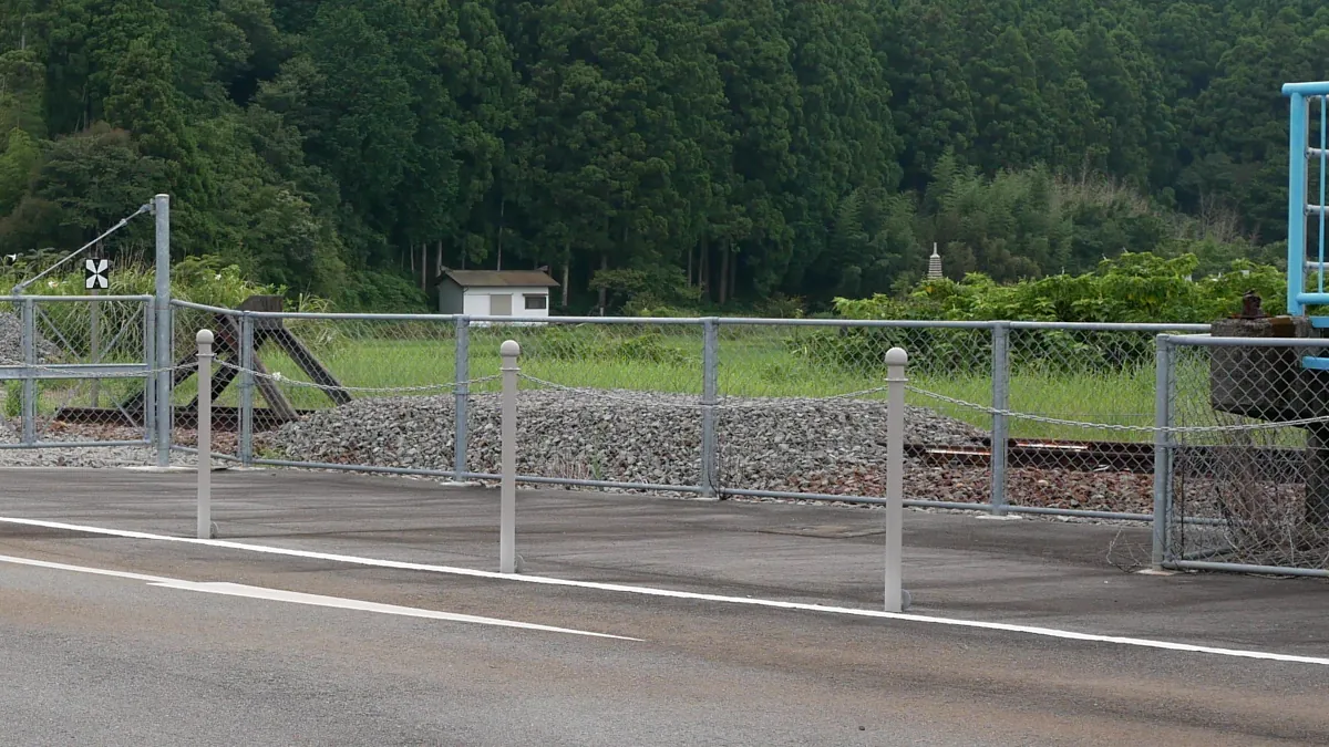 阿波海南駅の車止め(遠景)