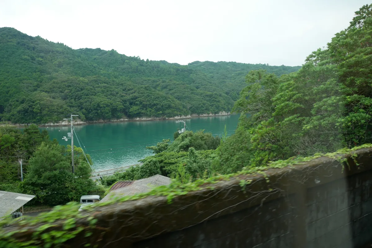 DMVから見える那佐湾の風景