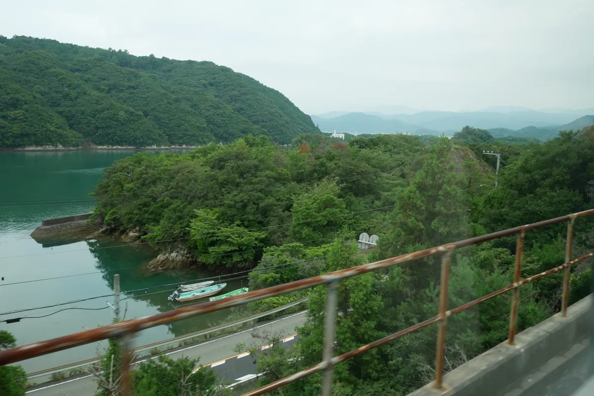 DMVから見える那佐湾の風景