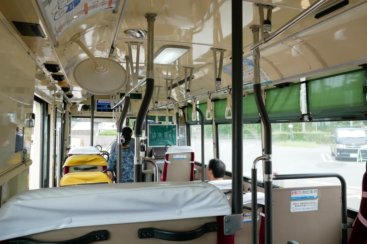 高知東部交通の路線バス車内