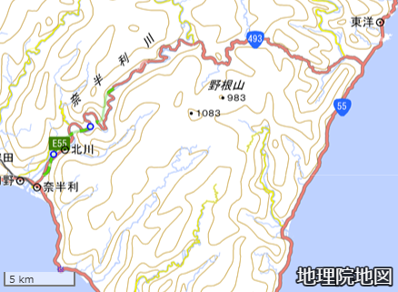 国道493号が室戸半島を横切っていることがわかる地図